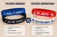 Comparativa entre pulseras grabadas y pulseras serigrafiadas Comparativa entre pulseras grabadas y pulseras serigrafiadas
